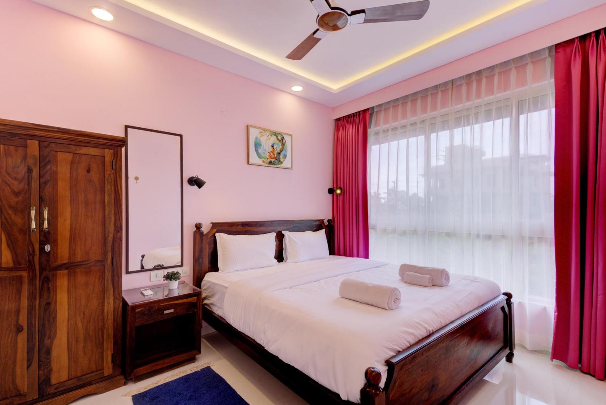 Luxe 2Bhk 10Min From Goi Airport With Pool Access Apartment Dabolim Bagian luar foto